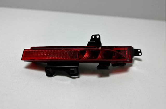 Противотуманнка задняя, правая LR102041 LAND ROVER