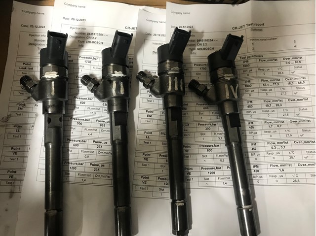 Форсунка инжектора 0445110254 BOSCH