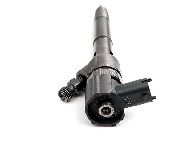 Форсунка дизельная в сборе 0445110411 BOSCH