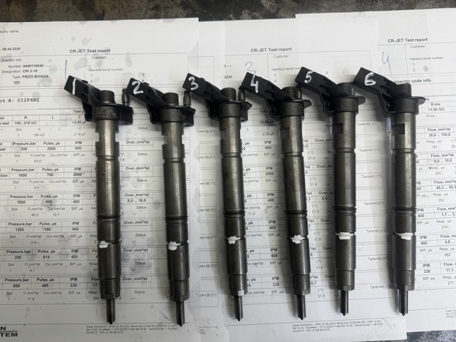 Клапанная форсунка 0445116040 BOSCH