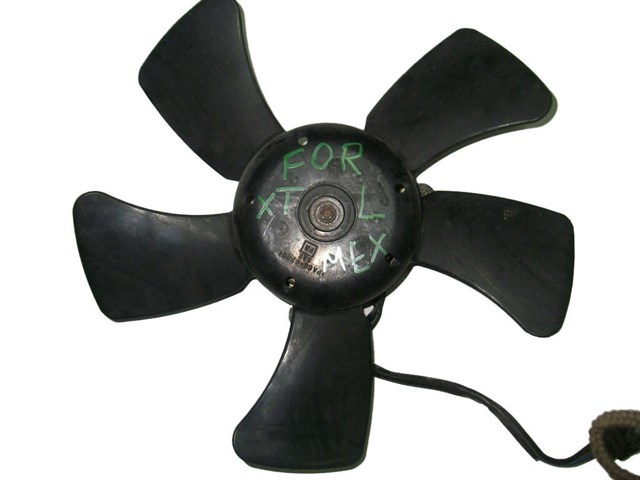 Вентилятор основного радіатора лівий 45121FE001