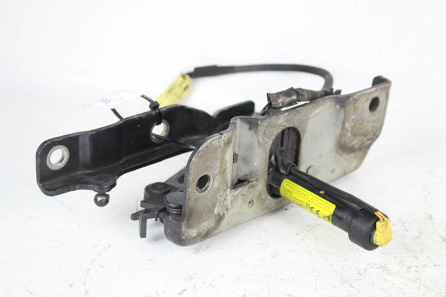 Петля капота, правая 79120C5000 HYUNDAI