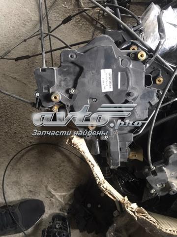 Замок двери сдвижной 7H0843654BB VAG