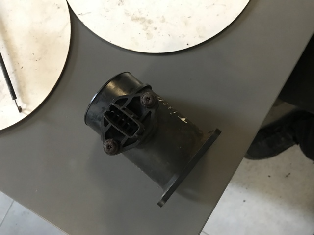 NISSAN 226805U400 Датчик потока (расхода) воздуха, расходомер M.A.F. - (Mass Airflow) в наличии Тернополь