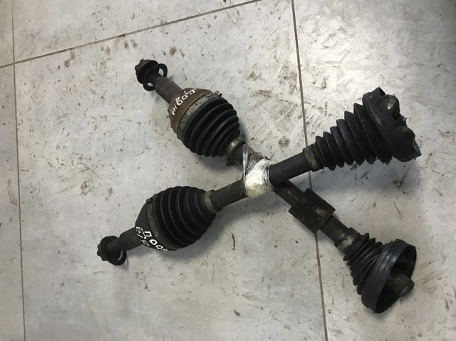Привод в сборе левый 4880213AJ CHRYSLER