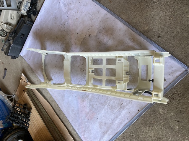 VAG 4F1863241B Консоль панели управления центральная в наличии Чернигов