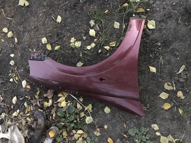 Крыло переднее правое 6101302 OPEL