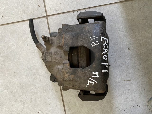 Суппорт тормозной передний левый 6189162 FORD