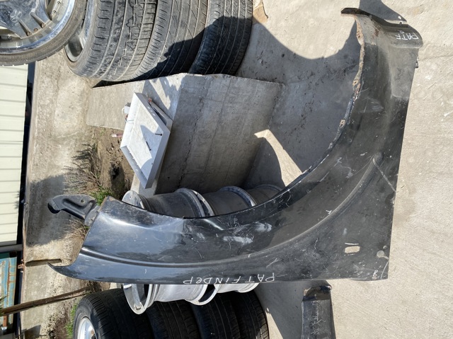 Боковая часть передняя правая 63100EB330 NISSAN