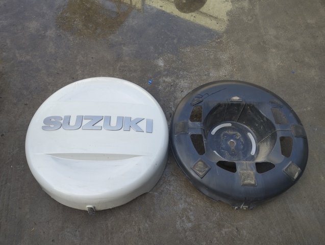 Чехол запасного колеса 7282565J00 SUZUKI