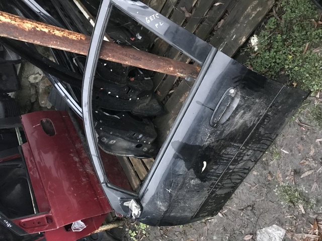 Двери кабины 760031C221 HYUNDAI