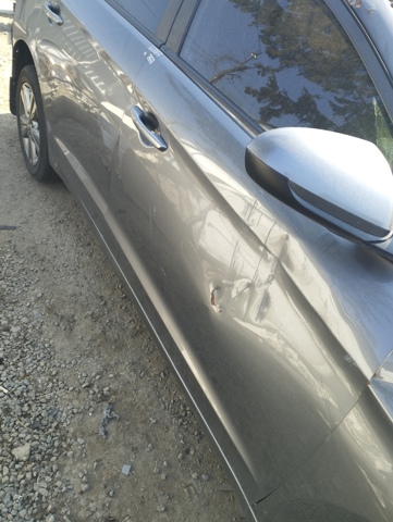 Пассажирская передняя дверь 76004F3000 HYUNDAI