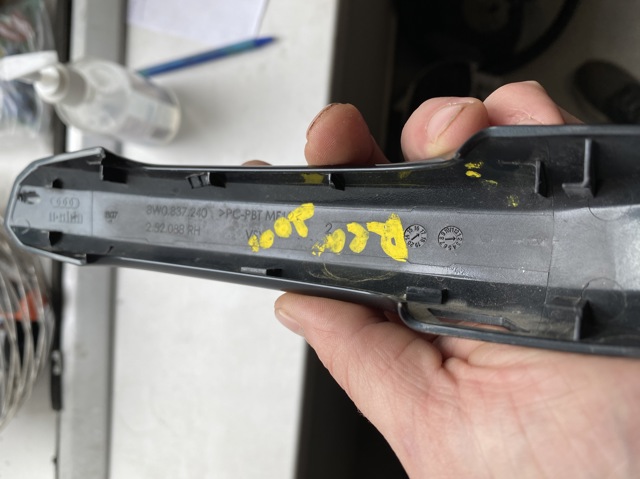 Накладка ручки двери 8W0837240 VAG