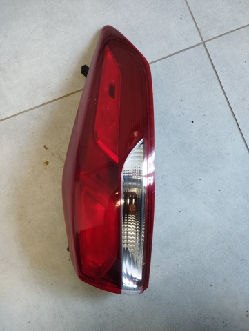 92402F3000 HYUNDAI Фонарь задний правый внешний купить в Черновцы