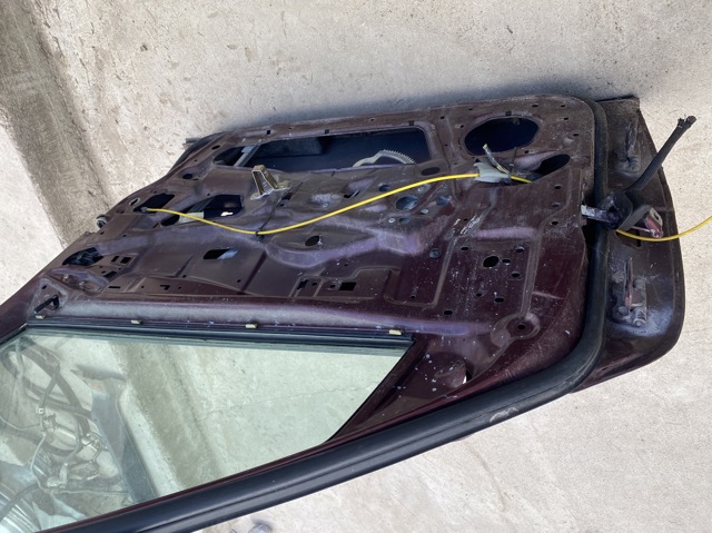 MERCEDES A2027200805 Дверь передняя правая в наличии Одесса