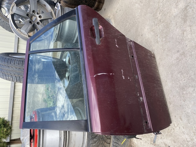 Дверь задняя, левая A2027301305 MERCEDES