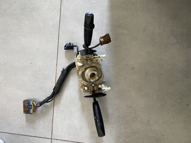 Переключатели подрулевые CA0866120B MAZDA