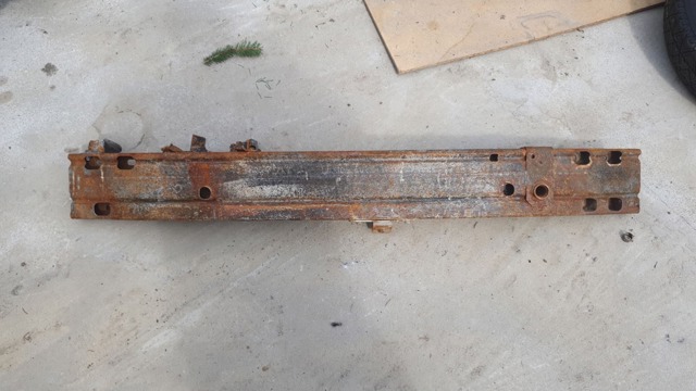 Буфер бампера переднего F20304EAMA NISSAN