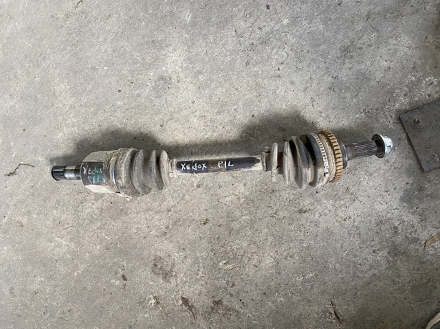 G04725600 Mazda