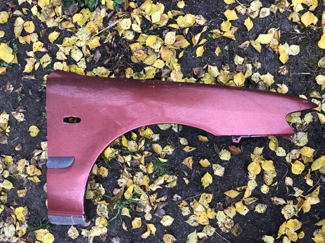 Правое крыло GE4T52111B MAZDA