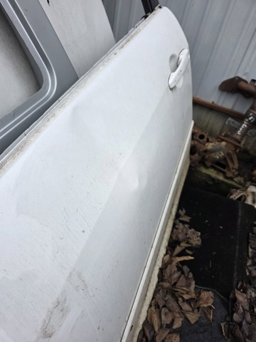 Водительская дверь GJYE5902XP MAZDA