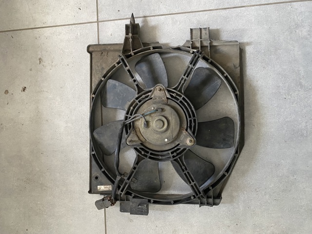 RF1S15035B MAZDA Диффузор радиатора кондиционера, в сборе с крыльчаткой и мотором купить в Запорожье