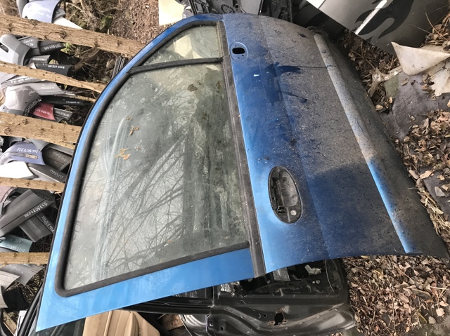 Пассажирская передняя дверь S116101020DY CHERY