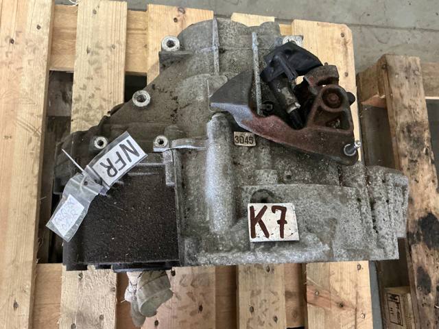 Механическая коробка передач 02Q300013R VAG