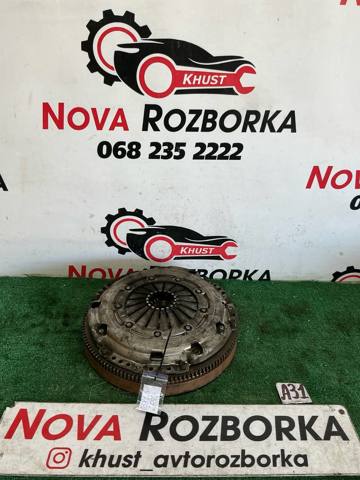 Демпферный маховик 038105269D VAG