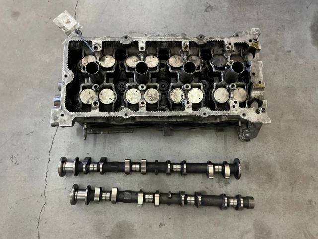 Головка блока в сборе c распредвалами 110408H301 NISSAN