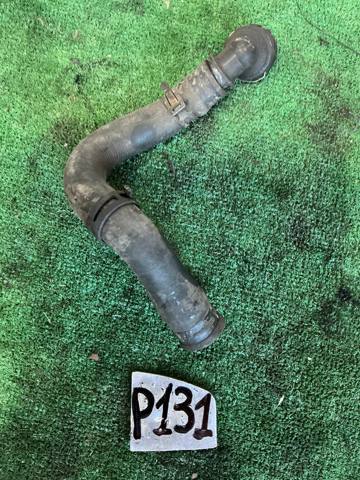 Патрубок системы охлаждения Skoda Octavia 2 A5