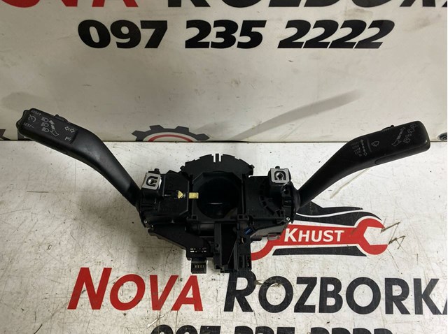 1K0953519H VAG Правый подрулевой переключатель купить в Полтава