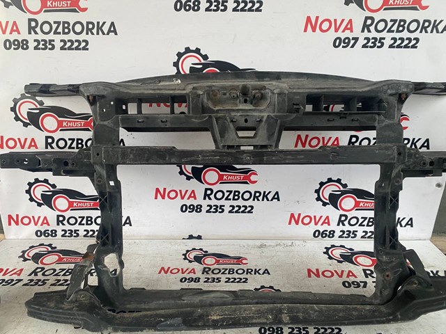 Рамка радиатора Volkswagen Caddy