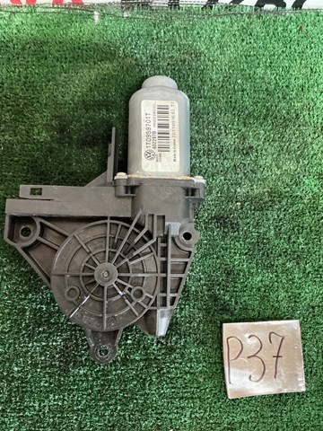 Привод электростеклоподъемника передний 1T0959701T VAG