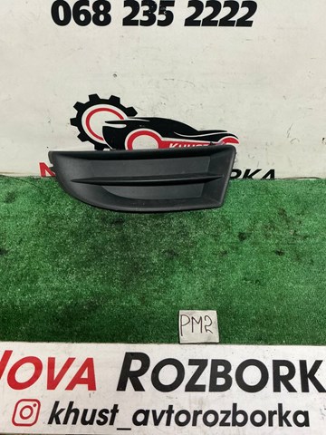 VAG 1Z0807367B Решетка бампера переднего левая в наличии Ужгород