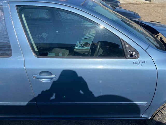 1Z0831056 VAG Дверь передняя правая купить в Павлоград