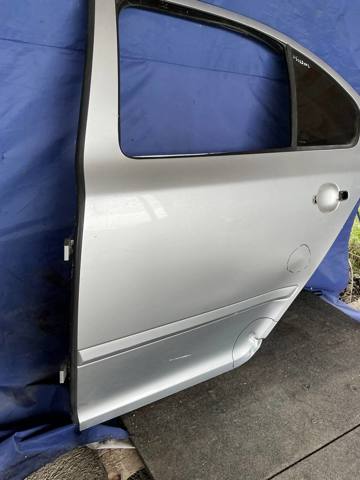VAG 1Z5833051 Дверь задняя левая в наличии Павлоград