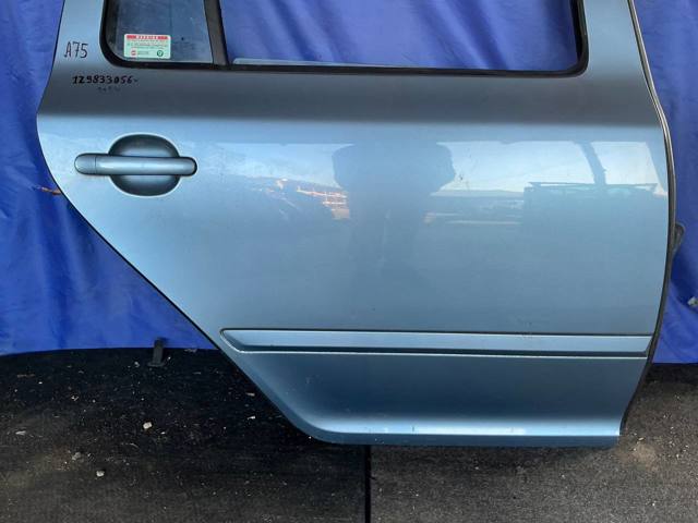 Задняя правая дверь 1Z9833056 VAG