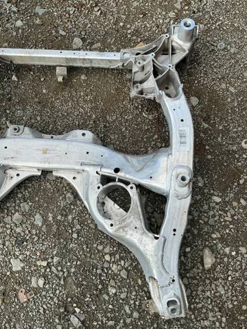 31116796693 BMW Балка передней подвески (подрамник) купить в Павлоград