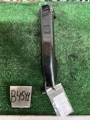 Ручка двери правой, наружная, перед/зад 3C0837206 VAG