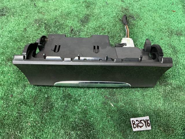 3C0863284A VAG купить в Кривой Рог