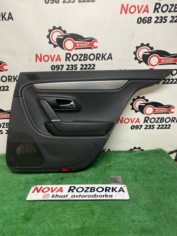 Обшивка-облицовка задней двери, правой, внутренняя 3C8867212AM VAG