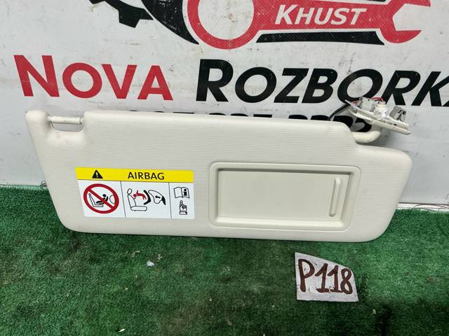 Козырек солнцезащитный 3G0857552MPC3 VAG
