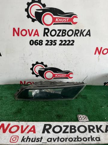 Туманка правая 3V0941700 VAG