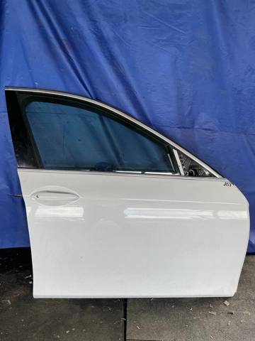 Пассажирская передняя дверь 41009628754 BMW