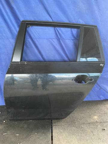 Задняя левая дверь 41527158501 BMW