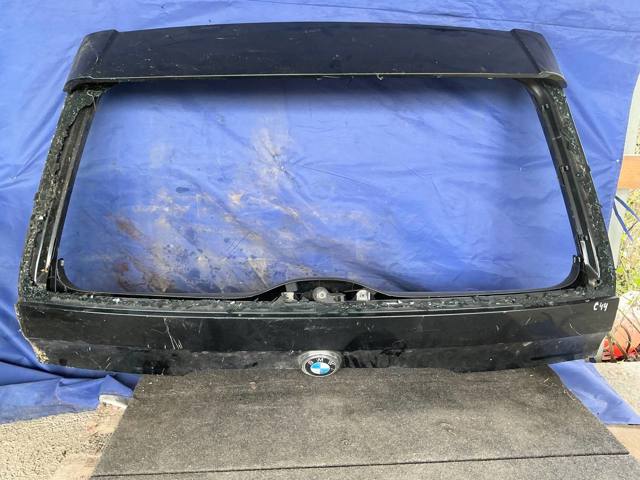 Задняя дверь 41627126015 BMW