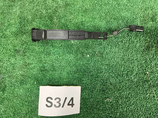 Ручка двери передней наружная 4G8927753 VAG