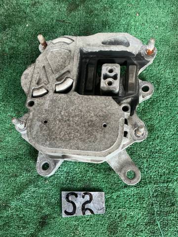 Опора КПП 4M0399153N VAG