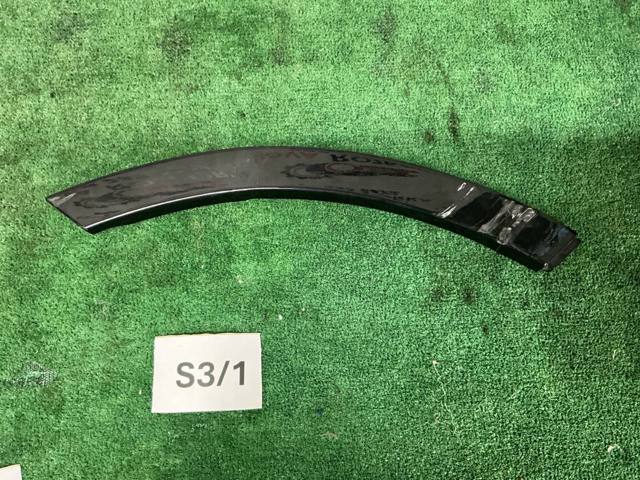 Молдинг задней арки крыла, правый 4M0854820A VAG
